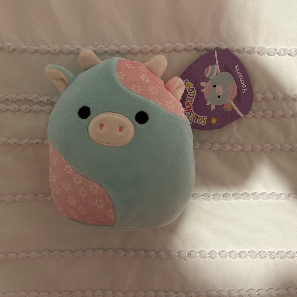 5” US Exclusive Easter Yamaris Squishmallow